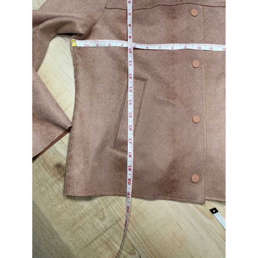 Chicos Faux Suede Snakeskin Embossed Snap Front Jacket Blush Tan Size 0 S 4/6 - Picture 9 of 10